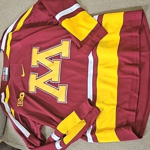 MN Gophers hockey jersey